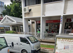 Rowell Road (D8), Retail #628459031
